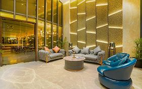 Luxe Stayz Signature